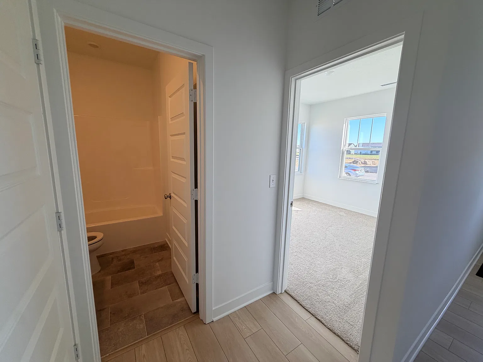 5 bed, $2,250 — Photo 4
