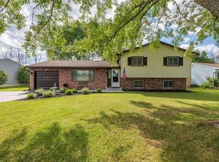 175 Nevins Rd, Henrietta, NY 14467