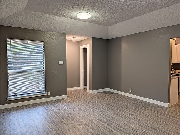4th image of 6709 Ridgecrest Ct