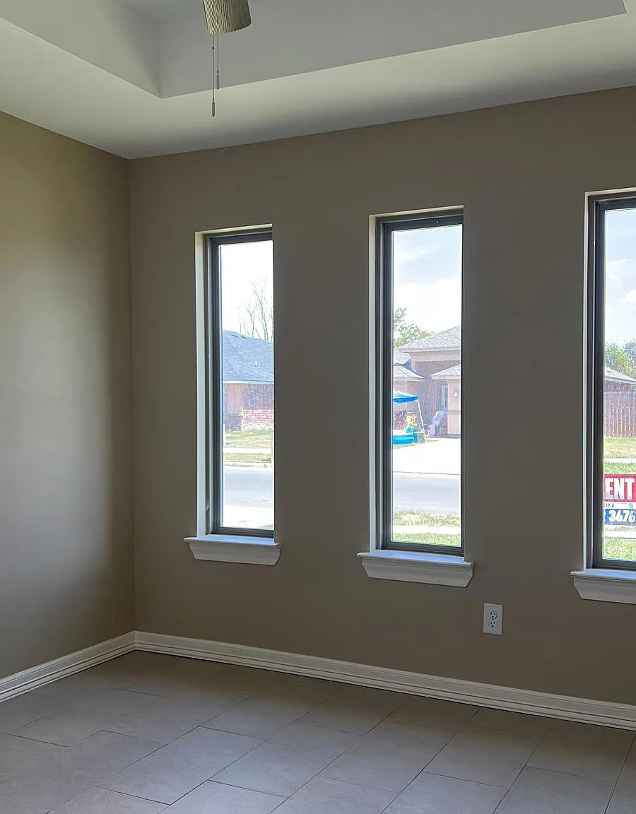3 bed, 2.5 bath, 1450 sqft, $1,850 — Photo 3