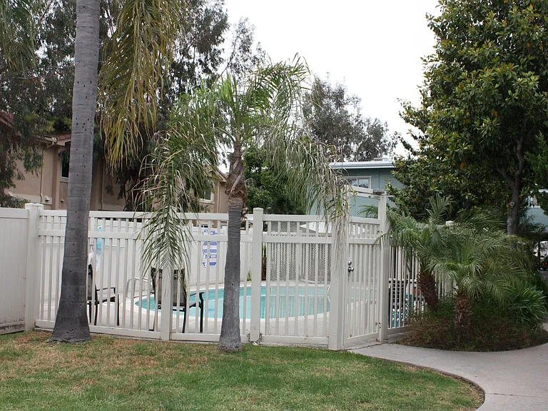 4231 Lowell St #5 — Photo 45