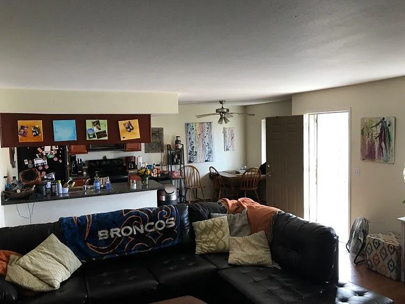 2 bed, 1050 sqft, $1,700 — Photo 2