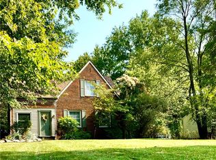 671 E 250th St, Euclid, OH 44132
