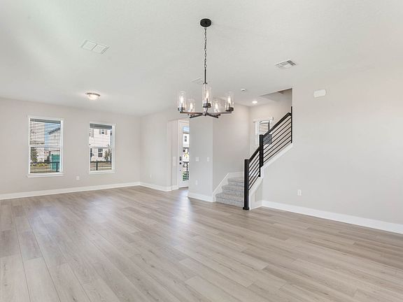5th image of 11924 Bracco St