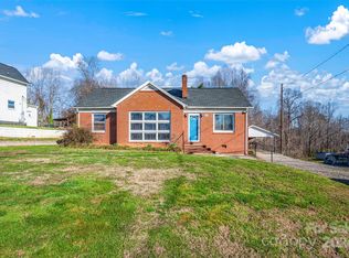 108 3rd Ave SW, Catawba, NC 28609