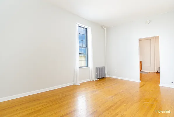 Rented by Triplemint | media 11