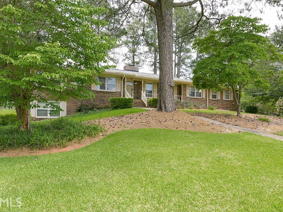 1st image of 3859 Cloudland Dr SE
