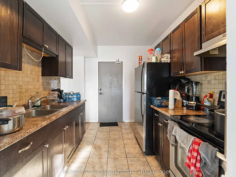 283 Fairway Rd N #90 — Photo 24