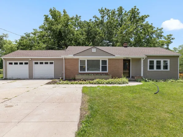 2419 Sandy Hollow Rd, Rockford, IL 61109