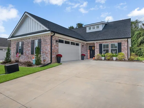 3953 Ella Dr, Tallahassee, FL 32303
