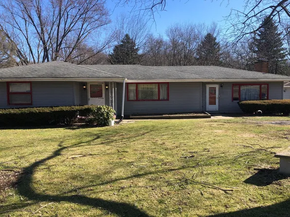 4672 Veterans Blvd, New Cumberland, WV 26047