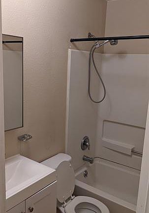 5th image of 1714 Stover St #10837471