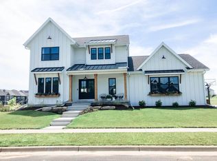 4835 Breakers Rock Rd, Waunakee, WI 53597