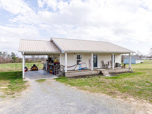 3rd image of 1225 Carissa Rd