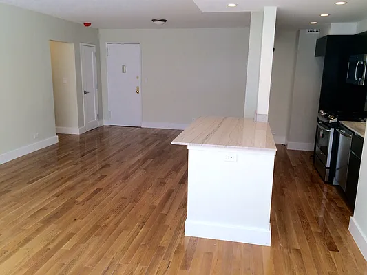 Rented by Stonehenge NYC LLC | media 24