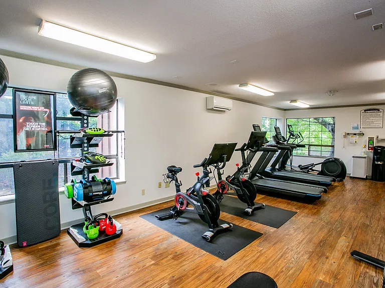 Woodcliffe Apartments Fitness Center with Free Weights