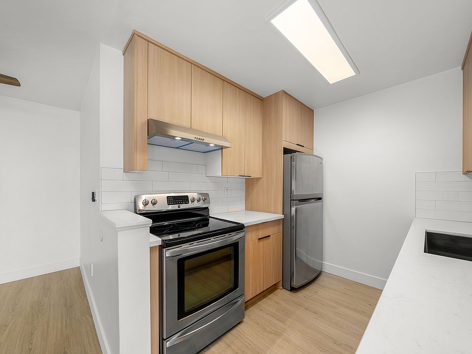 Kitchen Left