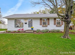 147 Lincoln Ct, Rockford, MI 49341