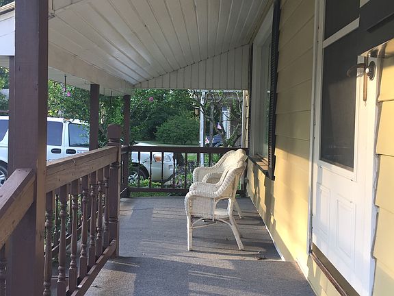 5th image of 155 Carnegie Ave