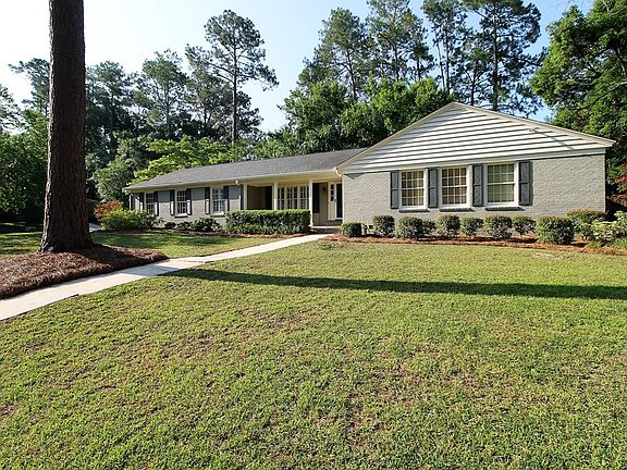 3rd image of 2001 Hammock Dr