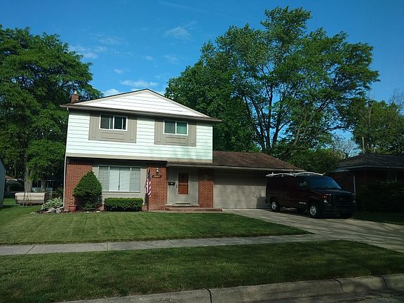 2nd image of 23487 Barfield St