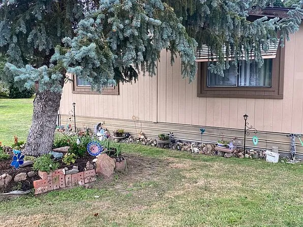 1176 Grandview Ave, Grants Pass, OR 97527