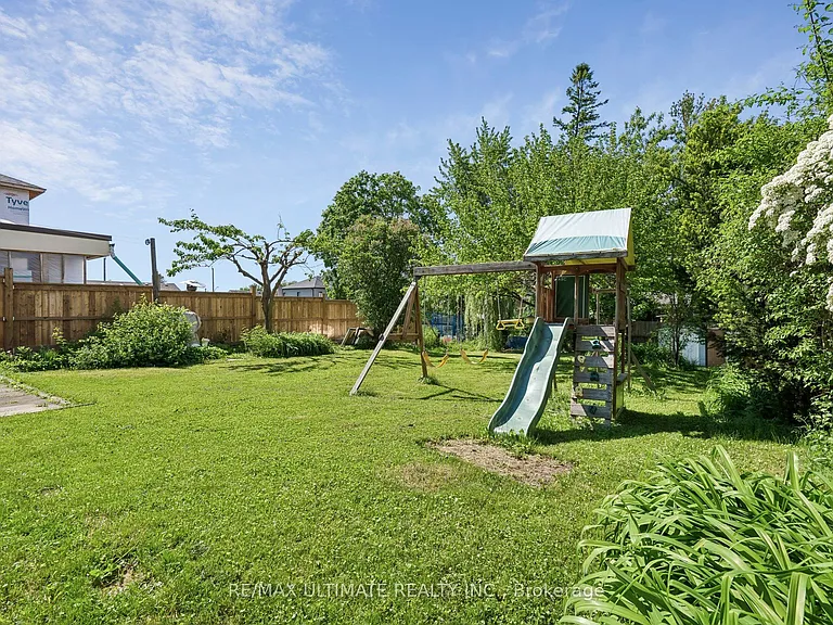 34 Compton Cres #MAIN — Photo 34