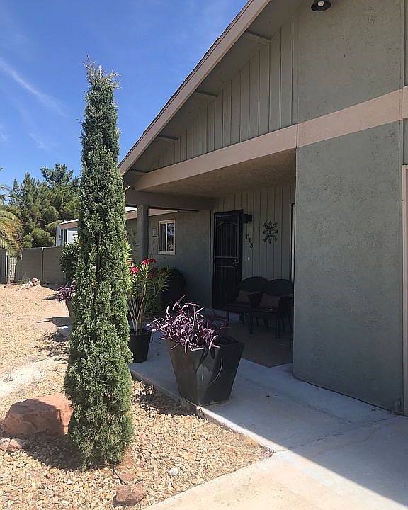 Front entryway 