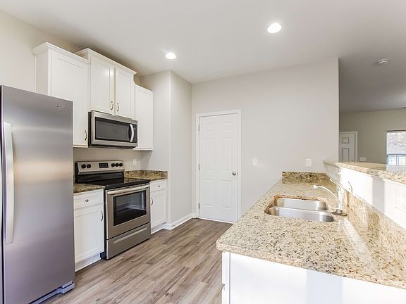 5th image of 6611 Ware Rd