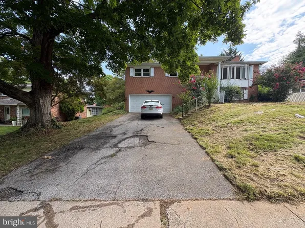2575 Cambridge Rd, York, PA 17402