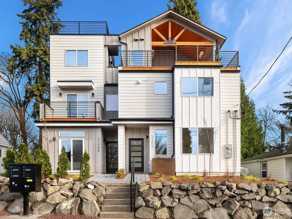 3304 49th Avenue SW #B, Seattle, WA 98116