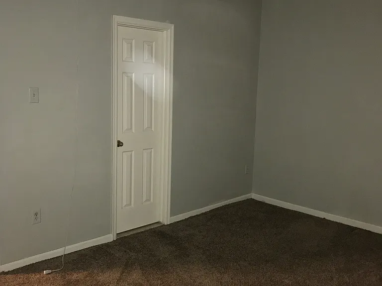 Dora Pl — Photo 9