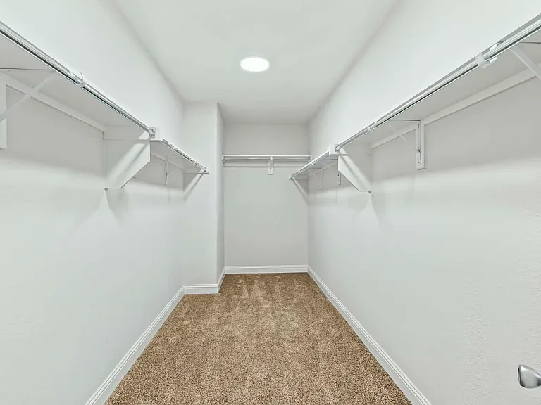 4424 Overbrook Dr — Photo 7