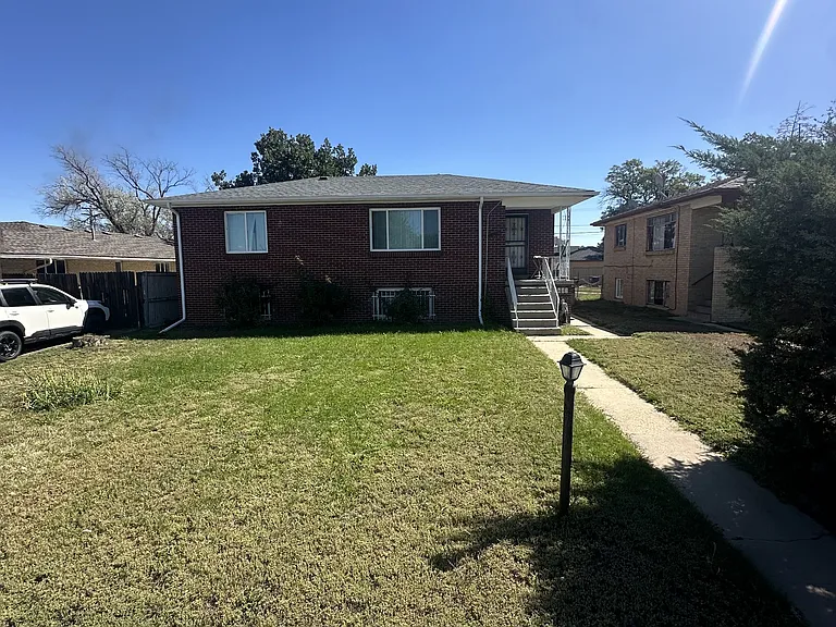 3680 Locust St — Photo 1