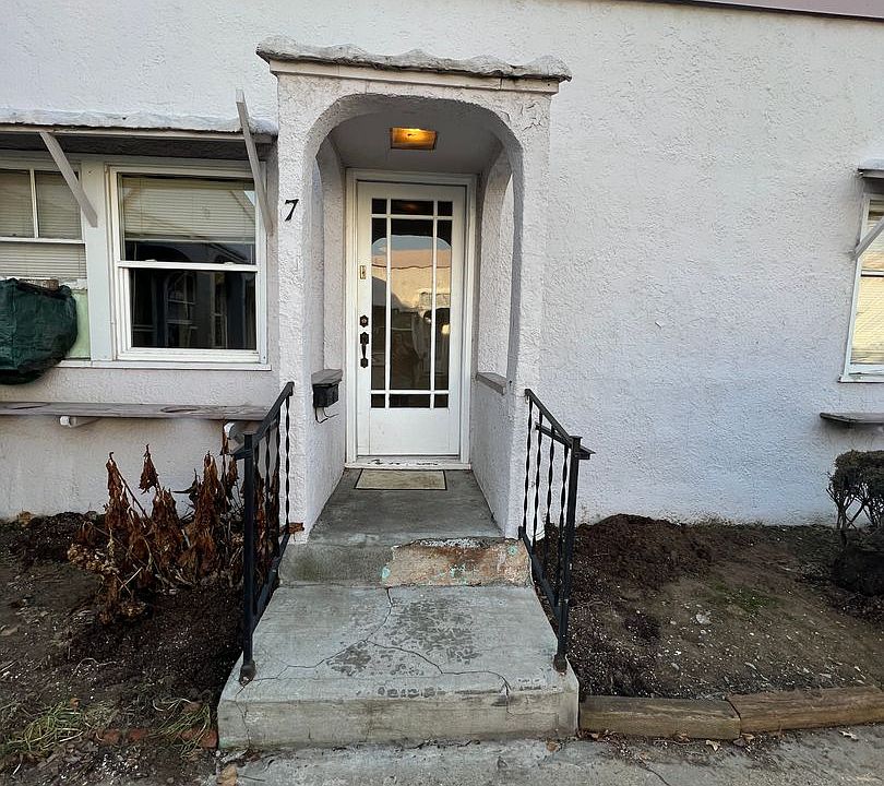 1st image of 209 S 9th Ave #7