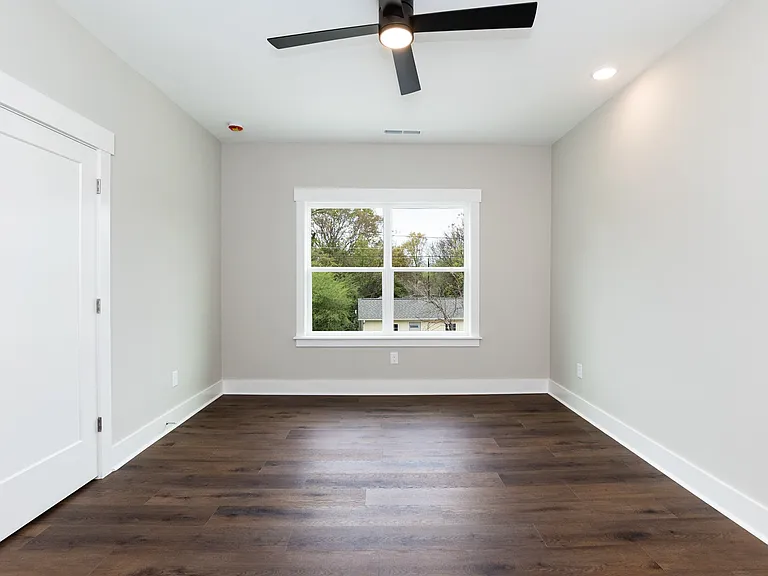 816 N Taylor St — Photo 19