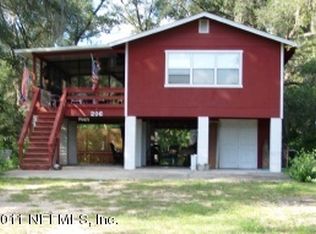 206 Worcester Rd, Pomona Park, FL 32181