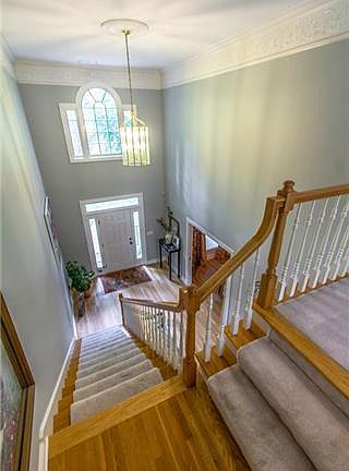 3rd image of 1669 Highfield Ln