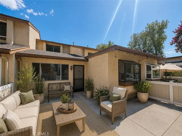 750 E 5th St, Azusa, CA 91702