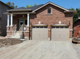24 Revol Rd, Penetanguishene, ON L9M1N8