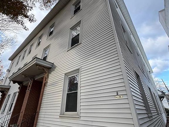 4th image of 9 Bristol St