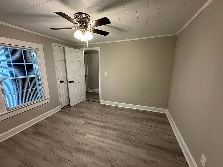 1514 W May Ave — Photo 10