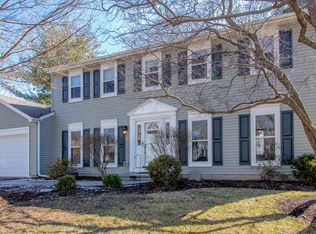 900 Muirhead Ave, Naperville, IL 60565