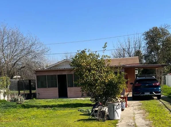 217 Santa Clara St, Madera, CA 93637
