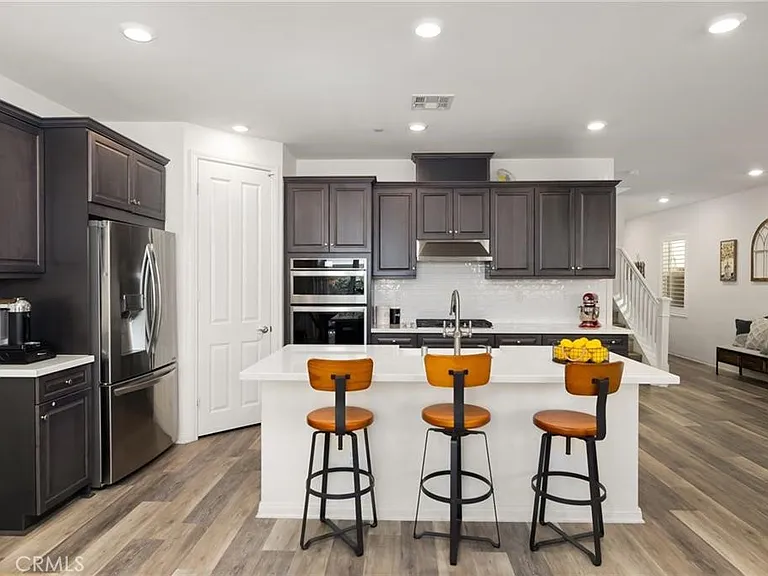 820 Brynlee Pl — Photo 6