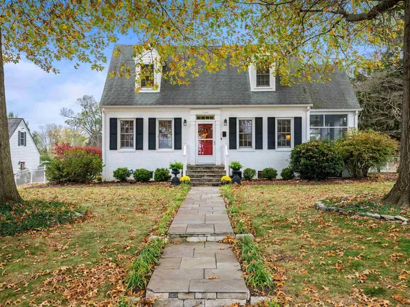 2044 Chase Ave, Waynesboro, VA 22980