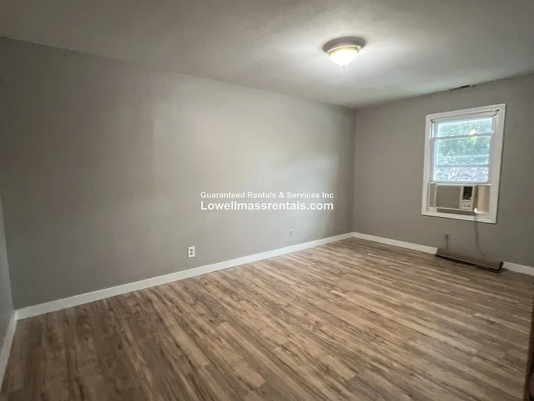 141 Alma St — Photo 6
