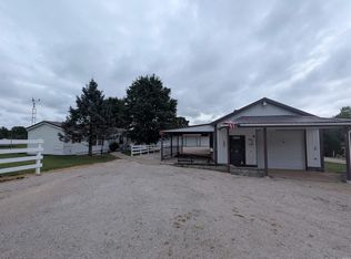 5041 E 800 S, Montgomery, IN 47558