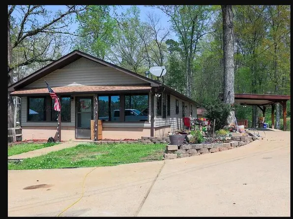 119 Kyzer Ln, Bessemer, AL 35023