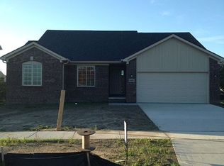 30268 Redford Dr, New Haven, MI 48048